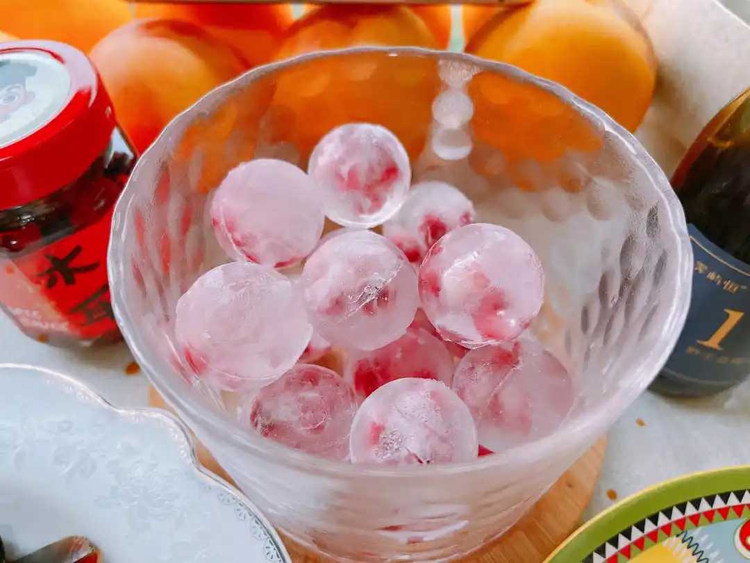 ?智能包裝新紀(jì)元：全自動(dòng)杯裝冰球生產(chǎn)線，賦能飲料企業(yè)高效量產(chǎn)