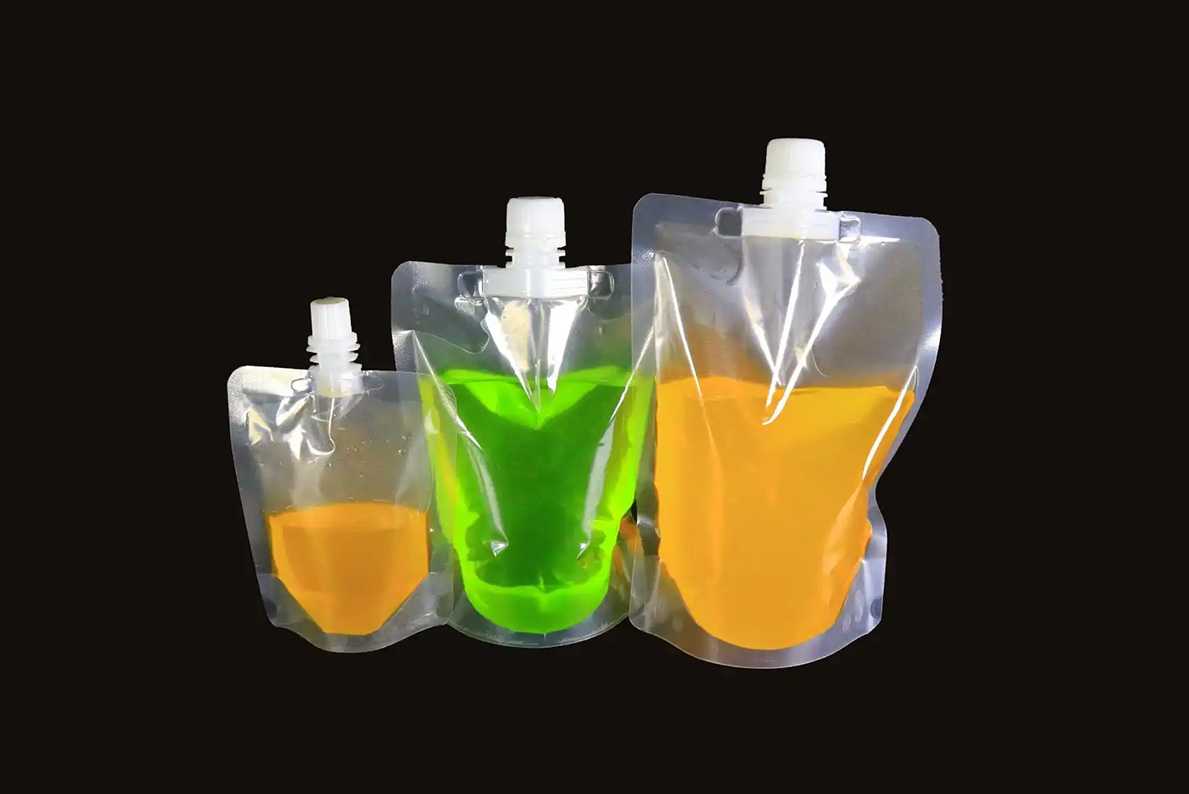 破解量產(chǎn)難題:呂工機械全自動吸嘴袋灌裝機