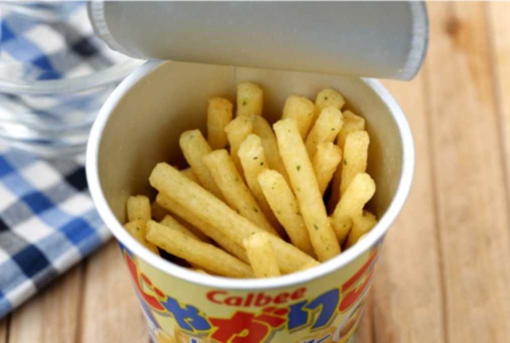 杯裝薯?xiàng)l灌裝生產(chǎn)線:呂工機(jī)械的高效與智能解決方案